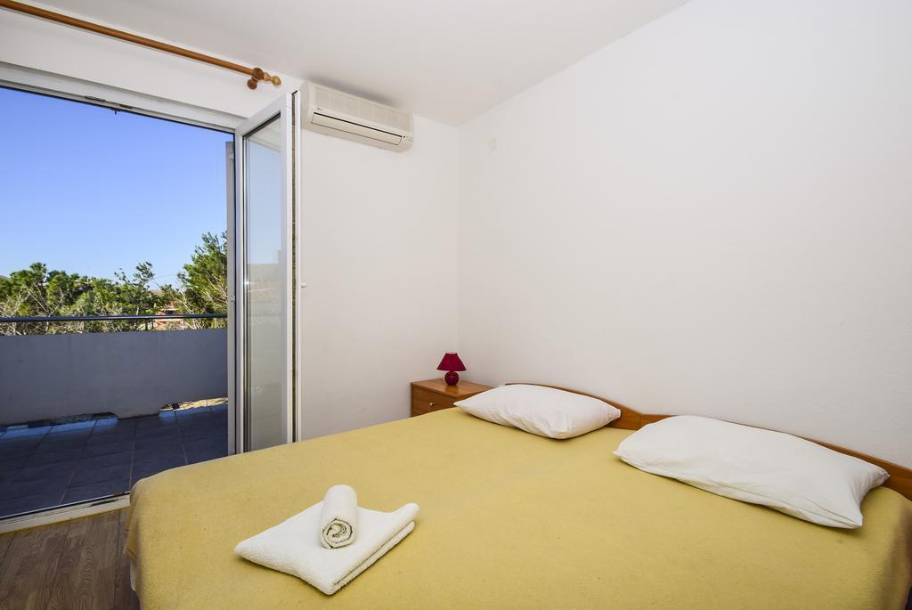 Guesthouse Dupin Vlasici Luaran gambar