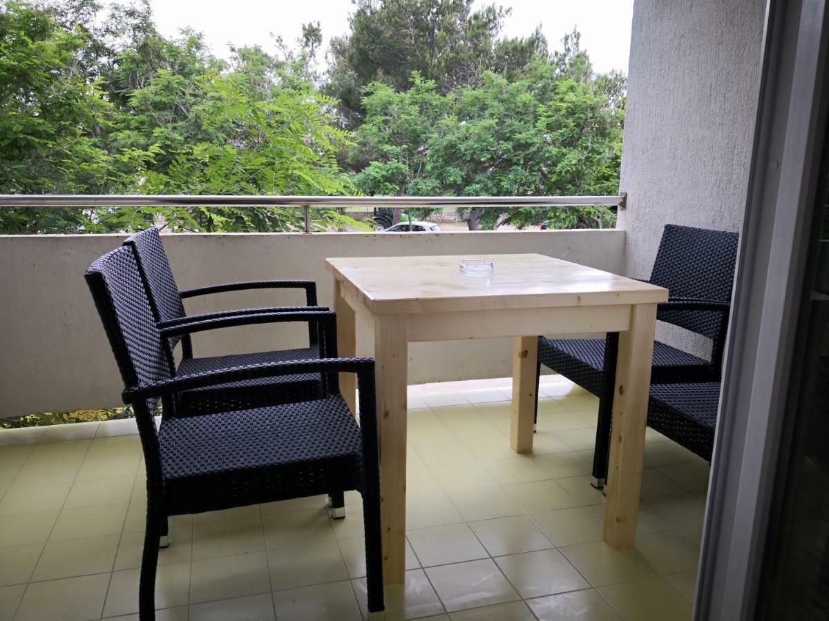 Guesthouse Dupin Vlasici Luaran gambar